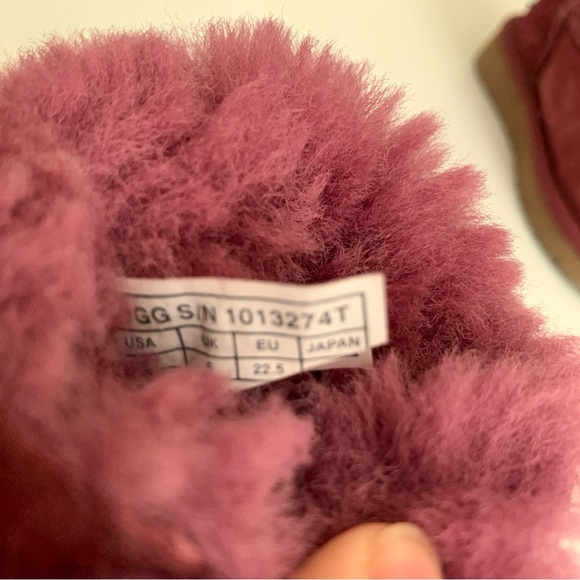 UGG Toddler Boots Bailey Bow Burgundy Plush Lined Footwear 6 Winter Snow Boots - Picture 9 of 9